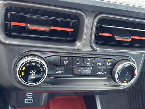 Used 2024 Ford Maverick XLT image 31