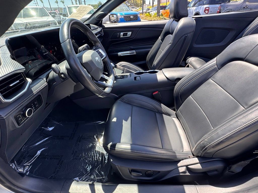 Certified 2025 Ford Mustang Premium RWD image 17