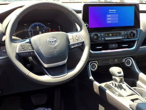 New 2026 Toyota Grand Highlander XLE AWD/4WD image 9