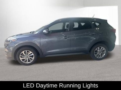 Used 2016 Hyundai Tucson SE w/ Option Group 02 FWD image 12