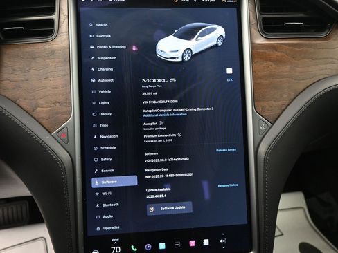 Used 2020 Tesla Model S Long Range Plus image 14