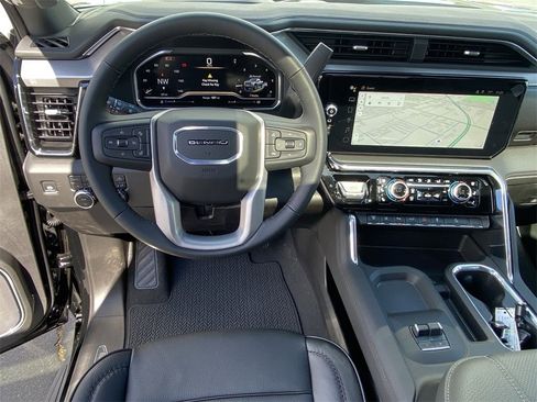 New 2025 GMC Sierra 2500 Denali image 11