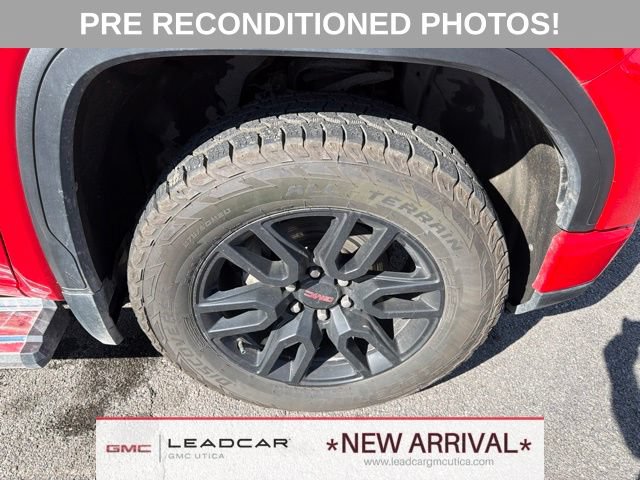 Used 2024 GMC Sierra 1500 Elevation w/ Preferred Package AWD/4WD image 9