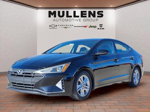 Used 2019 Hyundai Elantra SEL w/ Winter Weather Package image 1