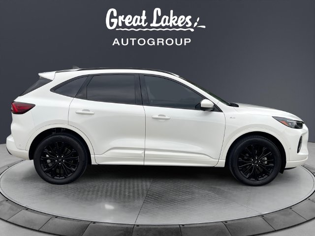 Used 2023 Ford Escape ST-Line Elite w/ Premium Technology Package AWD/4WD image 6
