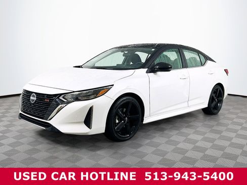 Used 2025 Nissan Sentra SR image 2