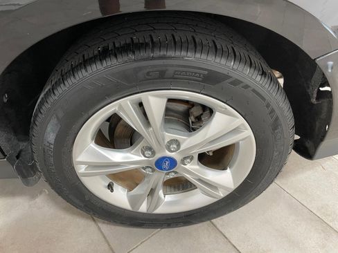 Used 2012 Ford Focus SE image 9