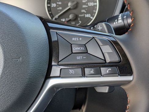 New 2025 Nissan Altima 2.5 SR w/ SR Premium Package FWD image 17