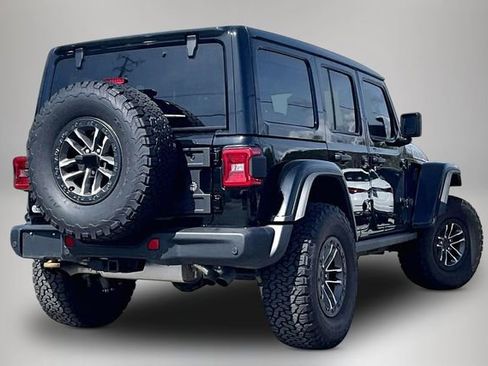 Used 2024 Jeep Wrangler Unlimited Rubicon 392 image 5