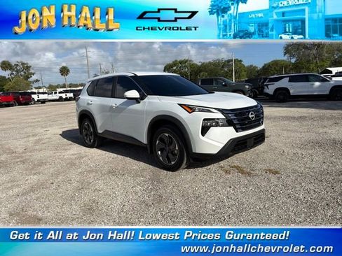 Used 2026 Nissan Rogue SV image 17