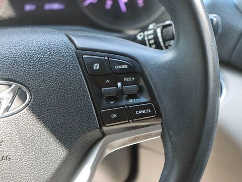 Used 2016 Hyundai Tucson Sport FWD image 29