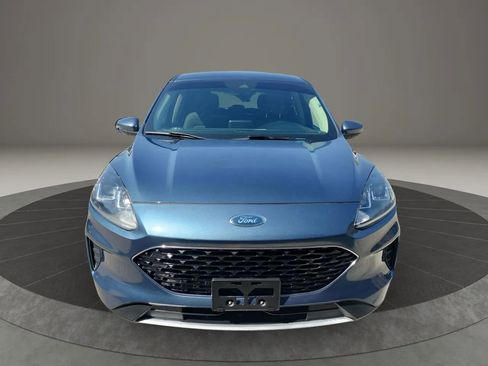 Used 2020 Ford Escape SE image 13