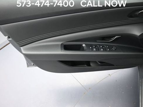 New 2026 Hyundai Elantra SEL Sport Premium FWD image 10