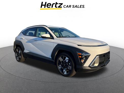 Used 2025 Hyundai Kona SEL image 1