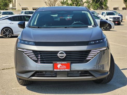 New 2025 Nissan Murano SL image 2