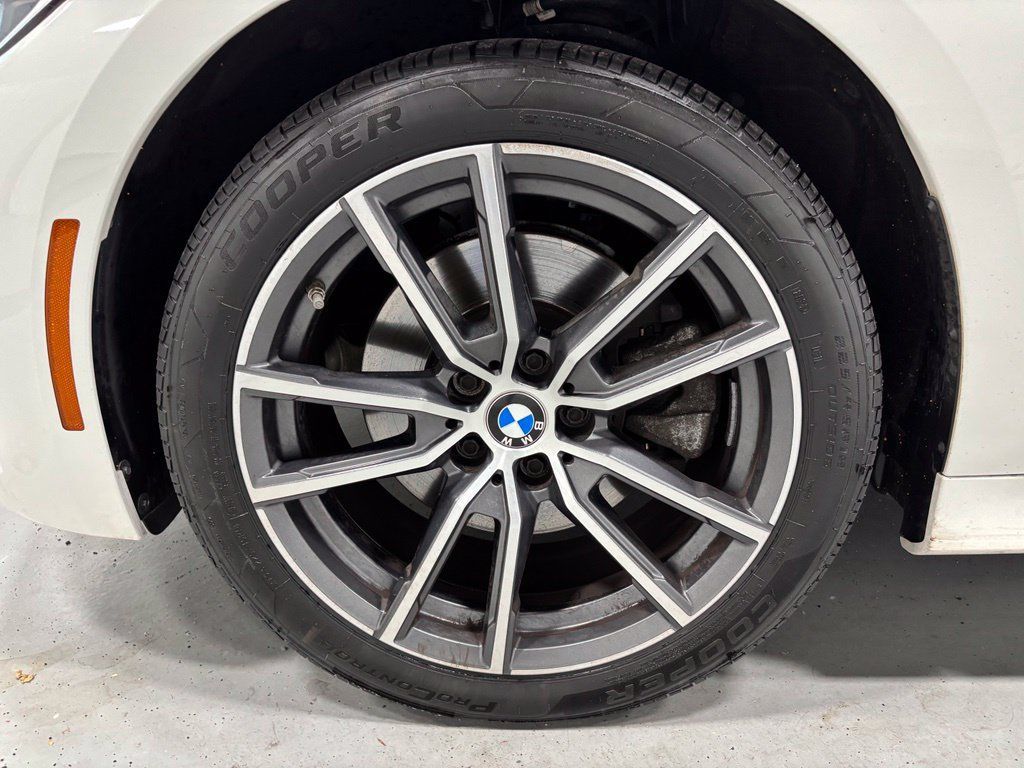 Used 2020 BMW 330i xDrive Sedan w/ Premium Package AWD/4WD image 58