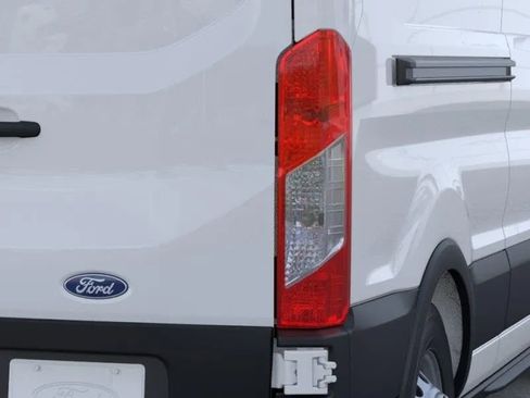 New 2026 Ford Transit 250 148 Medium Roof Extended AWD image 21