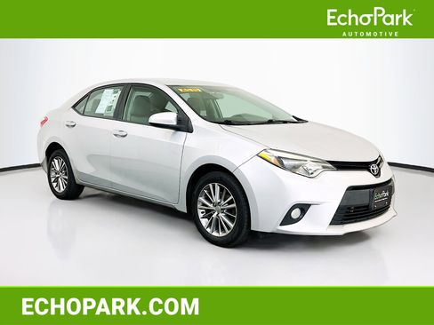 Used 2014 Toyota Corolla LE image 1