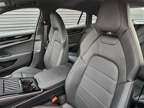 New 2026 Porsche Panamera 4 image 5