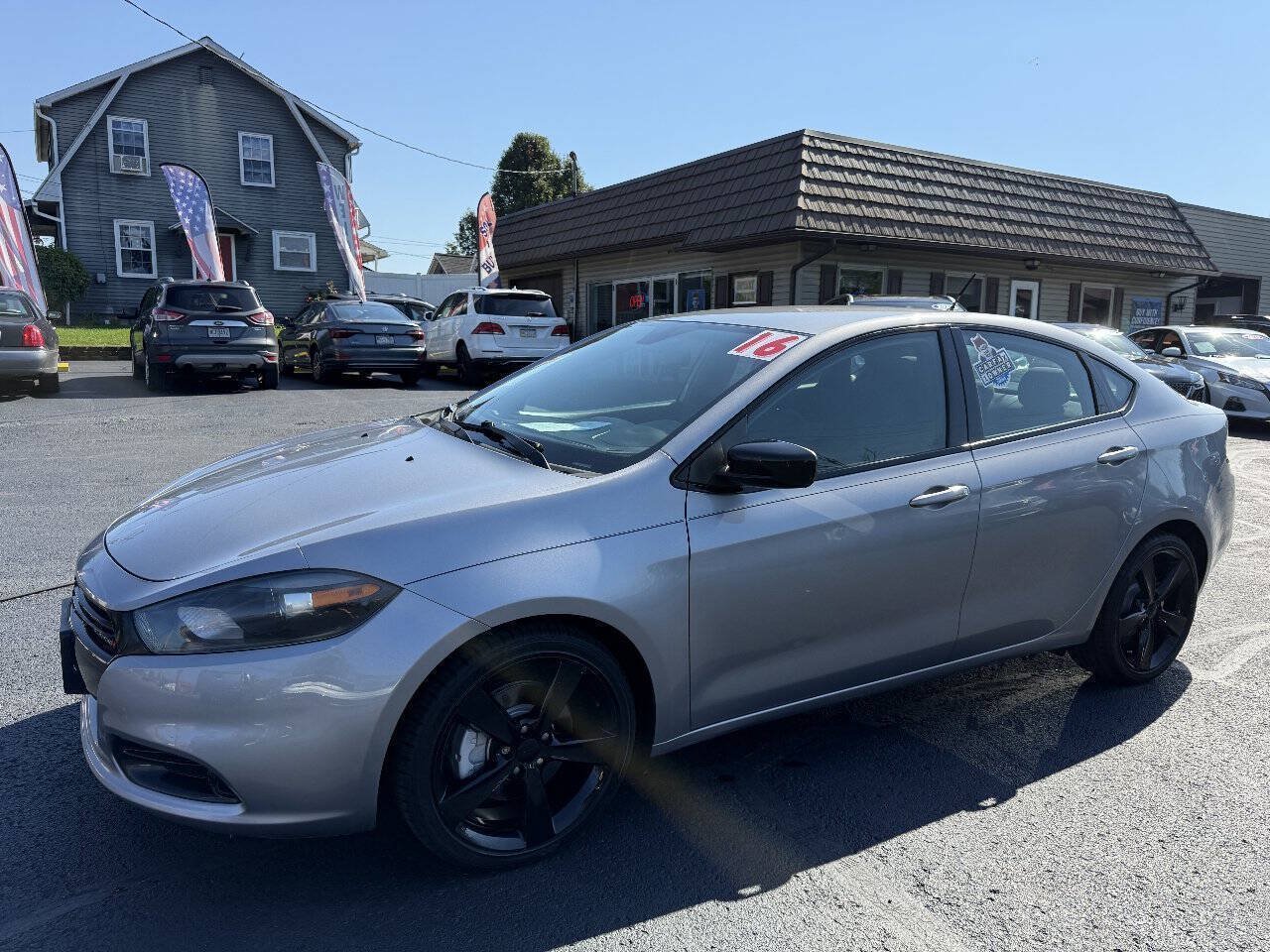 Used 2016 Dodge Dart SXT w/ Rallye Appearance Group FWD image 4