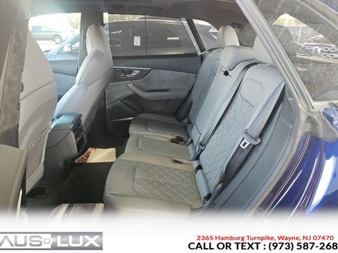 Used 2021 Audi SQ8 Prestige w/ Prestige Package AWD/4WD image 5