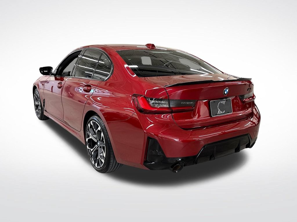 Used 2025 BMW 330i Sedan w/ M Sport Package RWD image 3