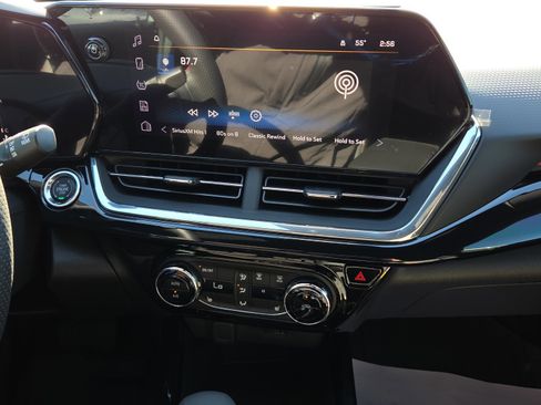 New 2026 Chevrolet Trax RS w/ Driver Confidence Package image 10