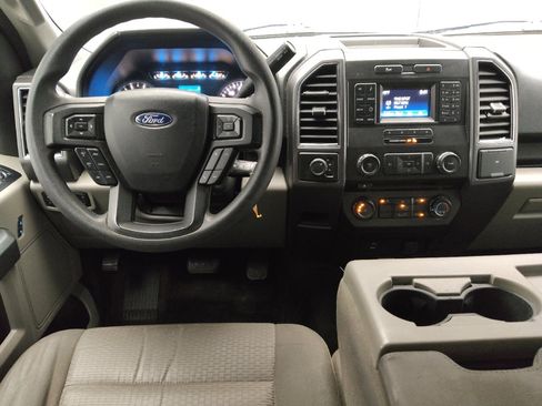 Used 2017 Ford F150 XLT AWD/4WD image 22