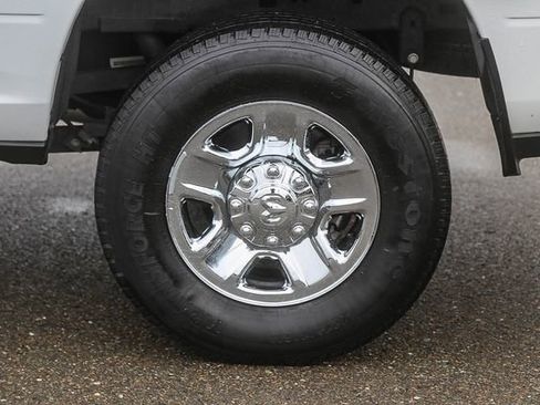 Used 2021 RAM 2500 Tradesman w/ Chrome Appearance Group image 12