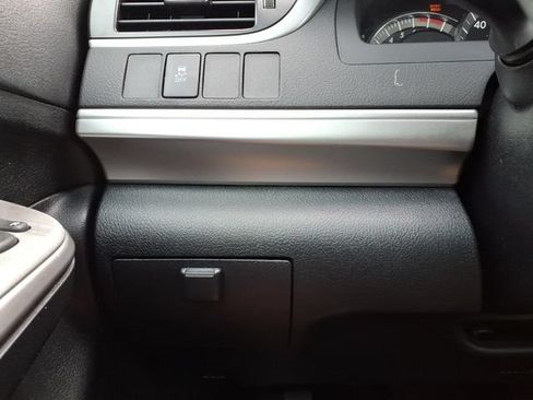 Used 2013 Toyota Camry SE FWD image 15