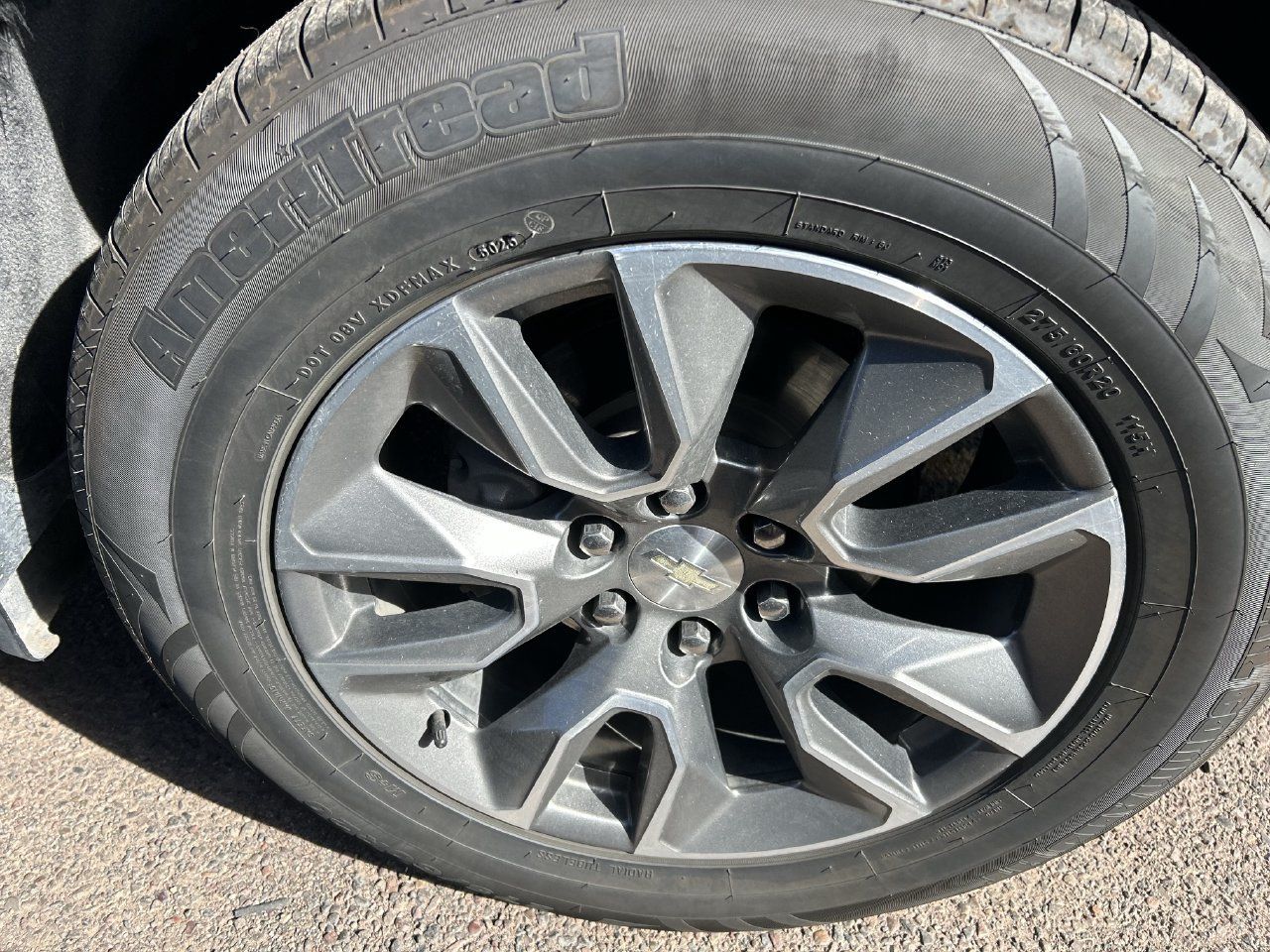 Used 2020 Chevrolet Silverado 1500 LT RWD image 8