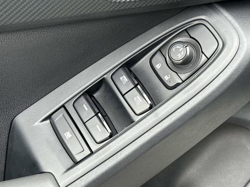 Used 2024 Subaru Crosstrek 2.0i Premium image 15