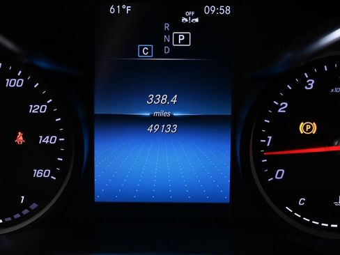 Used 2020 Mercedes-Benz GLC 300 image 11