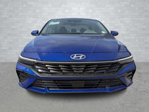 New 2025 Hyundai Elantra Sport image 3