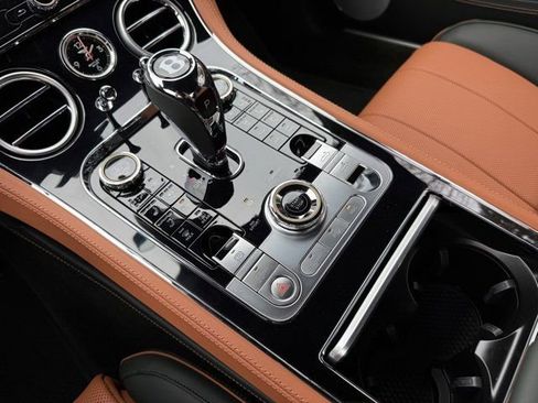 New 2024 Bentley Continental GT image 29