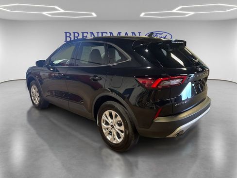 Certified 2025 Ford Escape Active AWD/4WD image 7