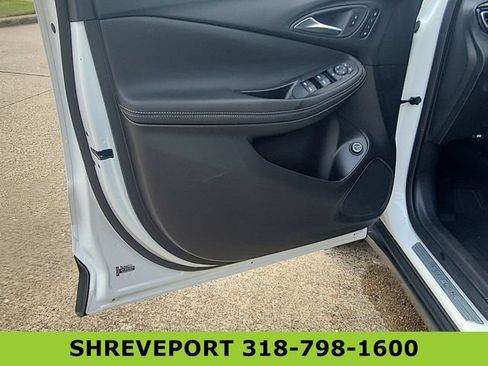 Certified 2023 Buick Encore GX Essence w/ Experience Buick Package AWD/4WD image 21