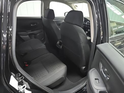 Used 2023 Honda HR-V LX image 17