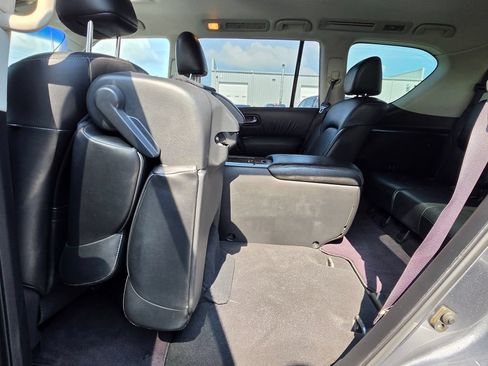 Used 2017 INFINITI QX80 4WD w/ All Season Package image 36