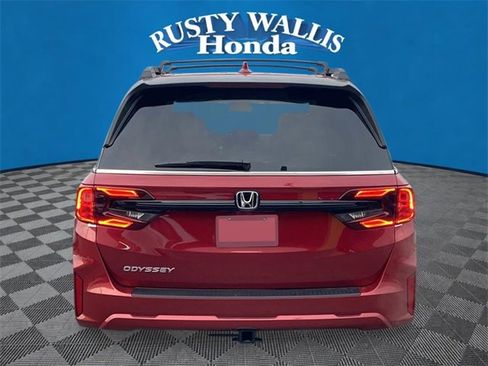 New 2026 Honda Odyssey EX-L image 3