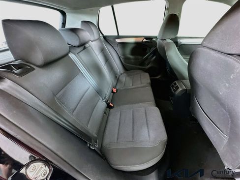 Used 2013 Volkswagen Golf TDI FWD image 24
