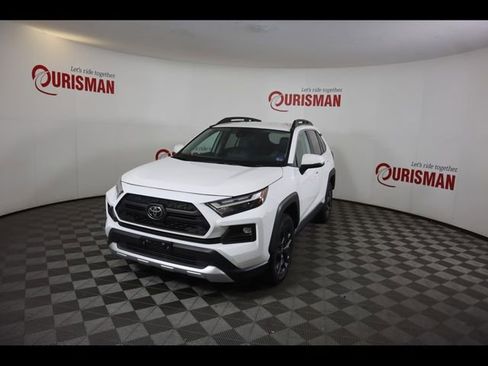 Used 2024 Toyota RAV4 Adventure AWD/4WD image 2