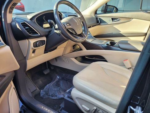 Used 2018 Lincoln MKX Select w/ Select Plus Package image 7