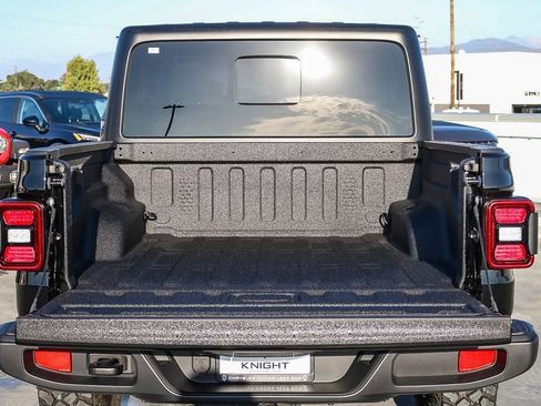 New 2026 Jeep Gladiator Willys image 28