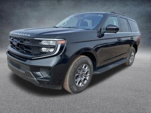 Used 2025 Ford Expedition Active AWD/4WD image 13