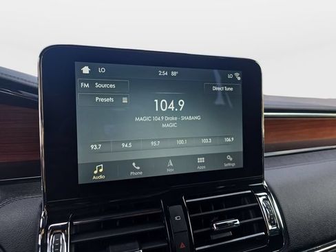 Used 2019 Lincoln Navigator L Reserve AWD/4WD image 31