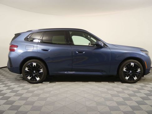 Certified 2025 BMW X3 xDrive30i AWD/4WD image 2