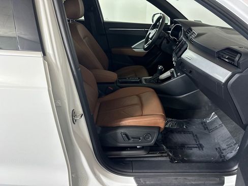 Used 2021 Audi Q3 2.0T Premium w/ Convenience Package image 13