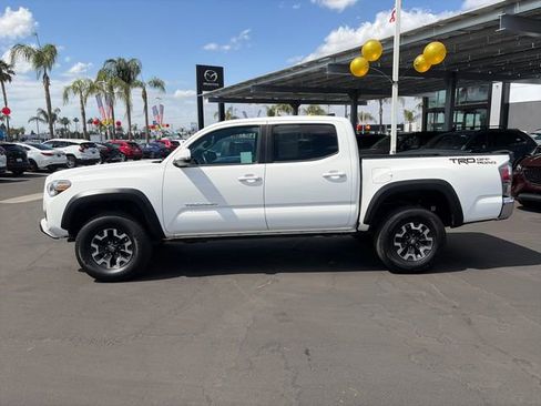 Used 2023 Toyota Tacoma TRD Off-Road RWD image 2