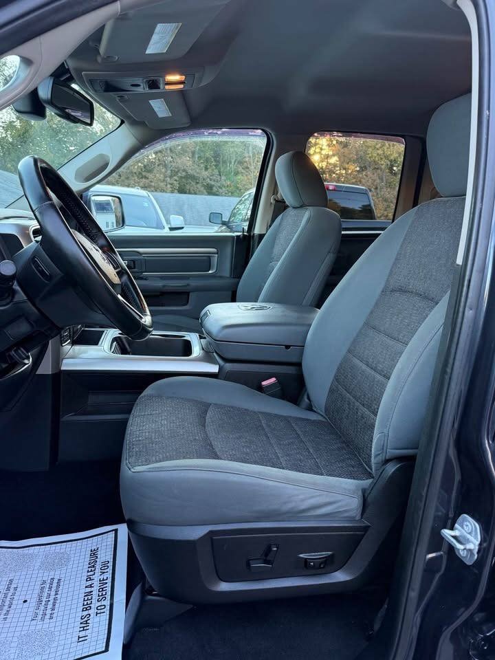 Used 2016 RAM 1500 Big Horn AWD/4WD image 5